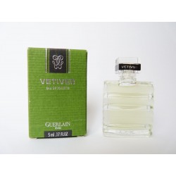 Miniature de parfum Vetiver de Guerlain