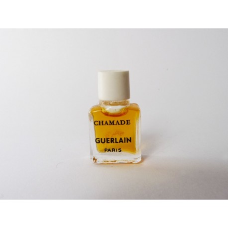 Miniature de parfum Chamade de Guerlain bouchon blanc