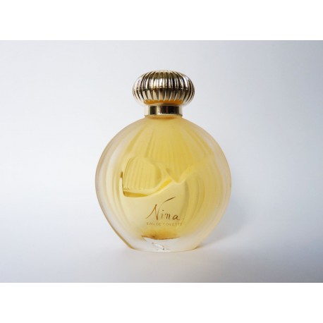 Petit flacon de parfum Nina de Nina Ricci
