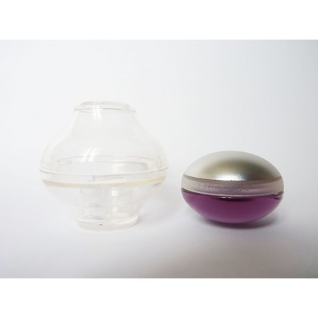Miniature de parfum Ultraviolet de Paco Rabanne