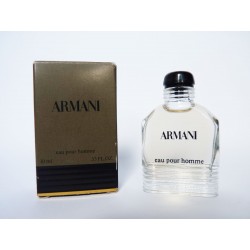 Miniature de parfum Armani de Giorgio Armani