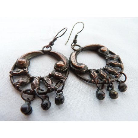 Boucles d'oreilles en métal à grelots