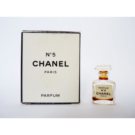 Miniature de parfum N°5 de Chanel