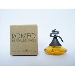 Miniature de parfum Romeo de Romeo Gigli