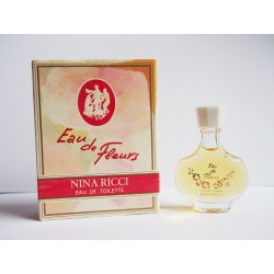 Miniature de parfum Eau de Fleurs de Nina Ricci