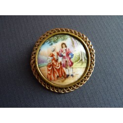 Broche ancienne médaillon en porcelaine Limoges