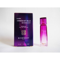Miniature de parfum Very Irresistible de Givenchy