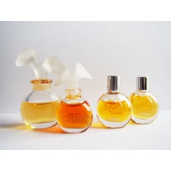 Lot de 4 miniatures de parfum Chloé de Karl Largerfeld