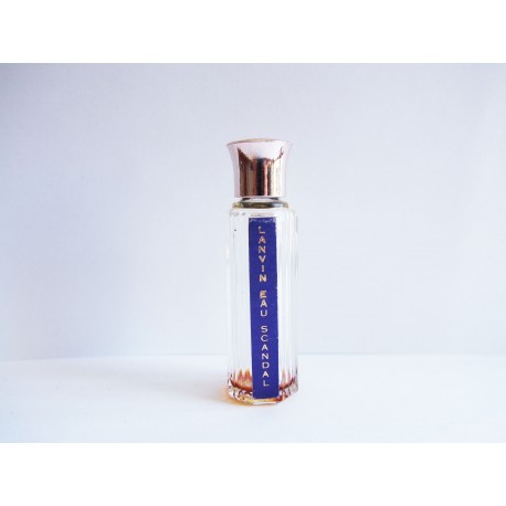 Ancienne miniature de parfum Scandal de Lanvin