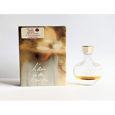 Miniature de parfum L'Air du Temps de Nina Ricci