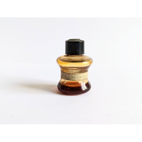 Ancienne miniature de parfum Cassandra de Weil
