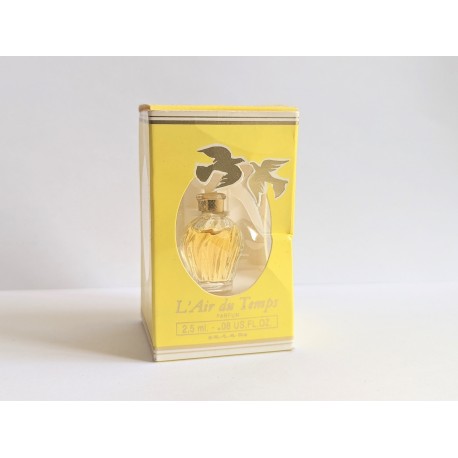 Miniature de parfum L'Air du Temps de Nina Ricci