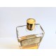 Ancien flacon de parfum Jolie Madame de Balmain