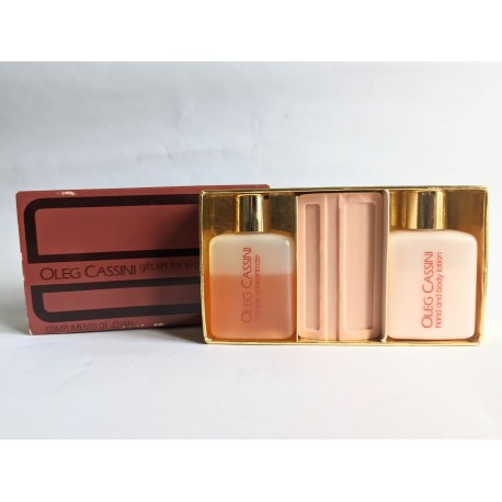 Coffret de parfums Oleg Cassini